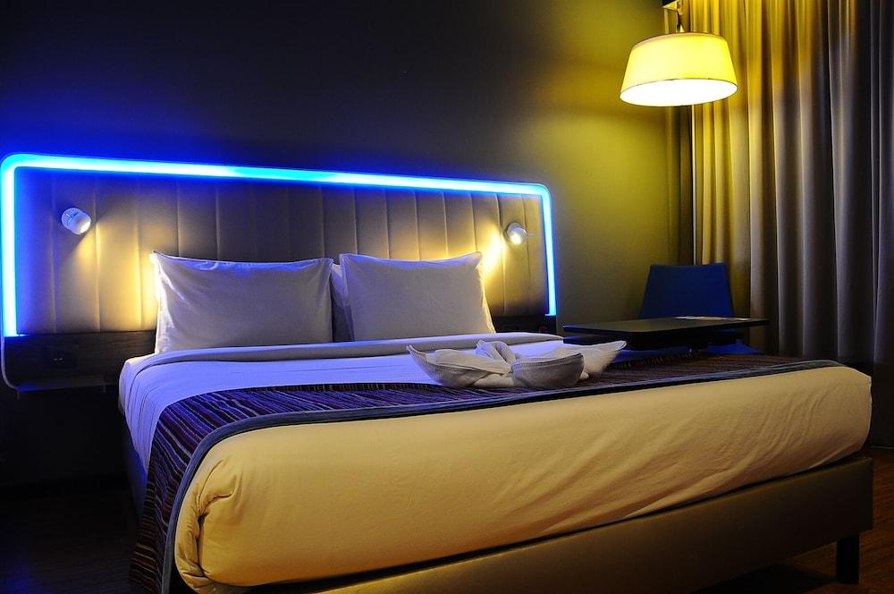 Park Inn By Radisson Gurgaon Bilaspur Manesar Zewnętrze zdjęcie