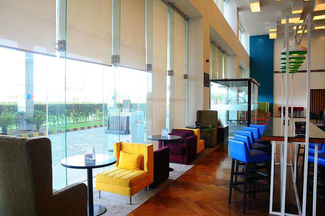 Park Inn By Radisson Gurgaon Bilaspur Manesar Zewnętrze zdjęcie