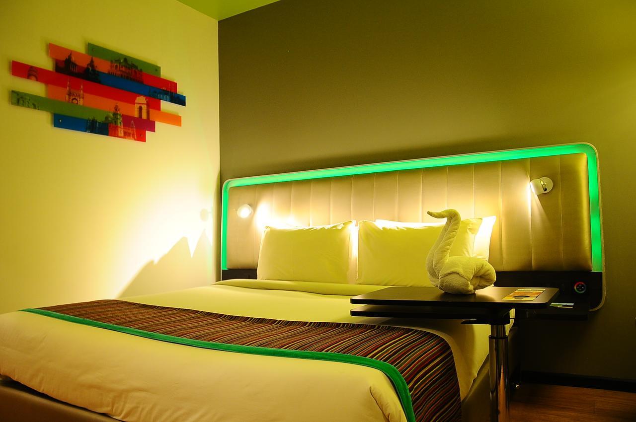 Park Inn By Radisson Gurgaon Bilaspur Manesar Zewnętrze zdjęcie